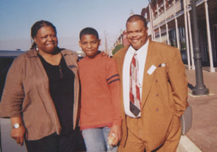Billie Jean Young, son Keith and grandson Jarkeith